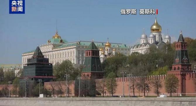 开云官网-乌克兰击剑队队员轻巧灵活，取得胜利