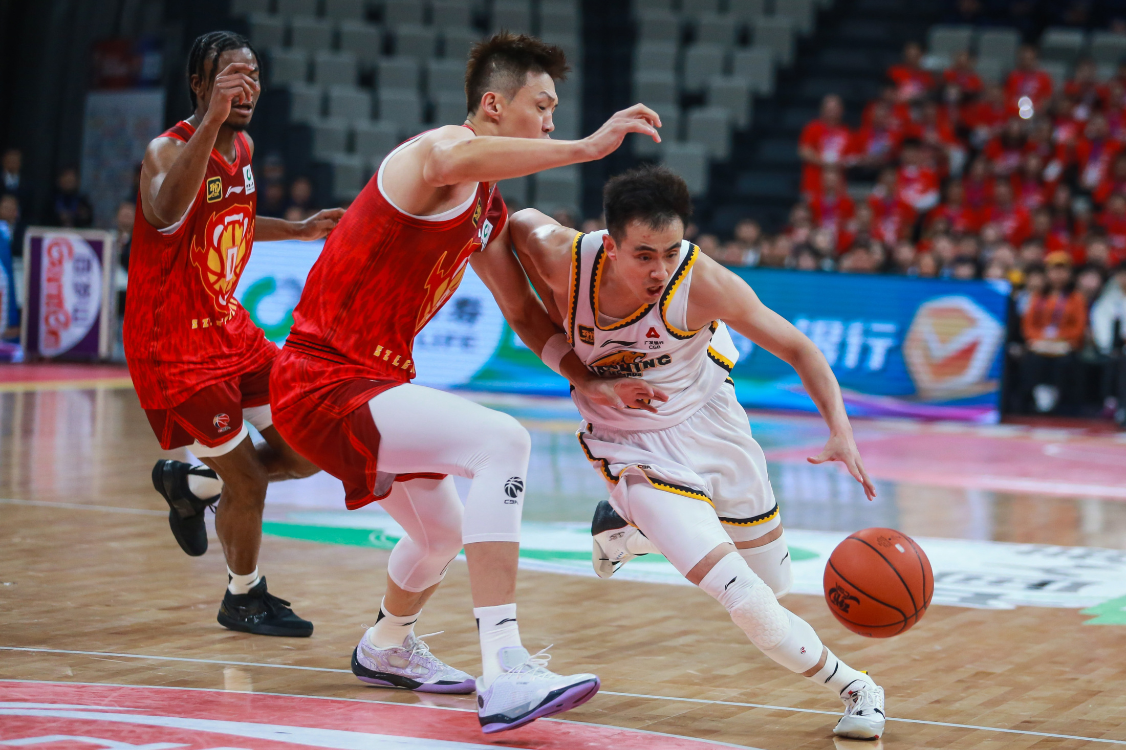 关于终极对抗！CBA战火再次点燃的信息