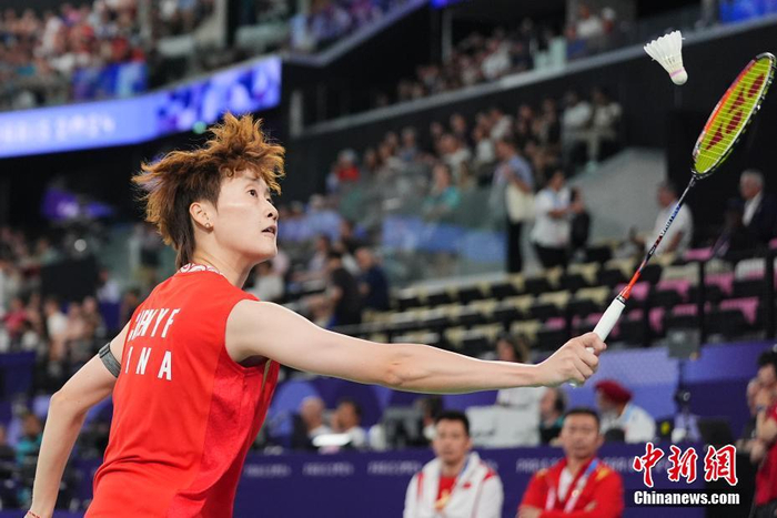 中国队完胜丹麦队,陈雨菲关键制胜 中国队完胜丹麦队,陈雨菲关键制胜